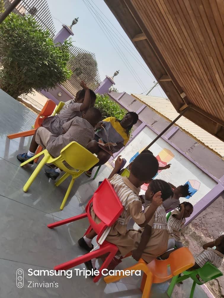 Outdoor classroom session